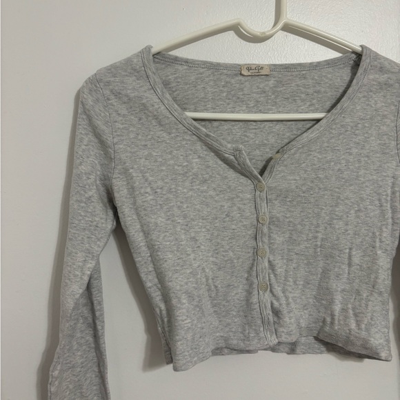 JG top - Picture 2 of 4